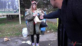 Die arme Frau wurde zu einer kompletten Sexmaschine